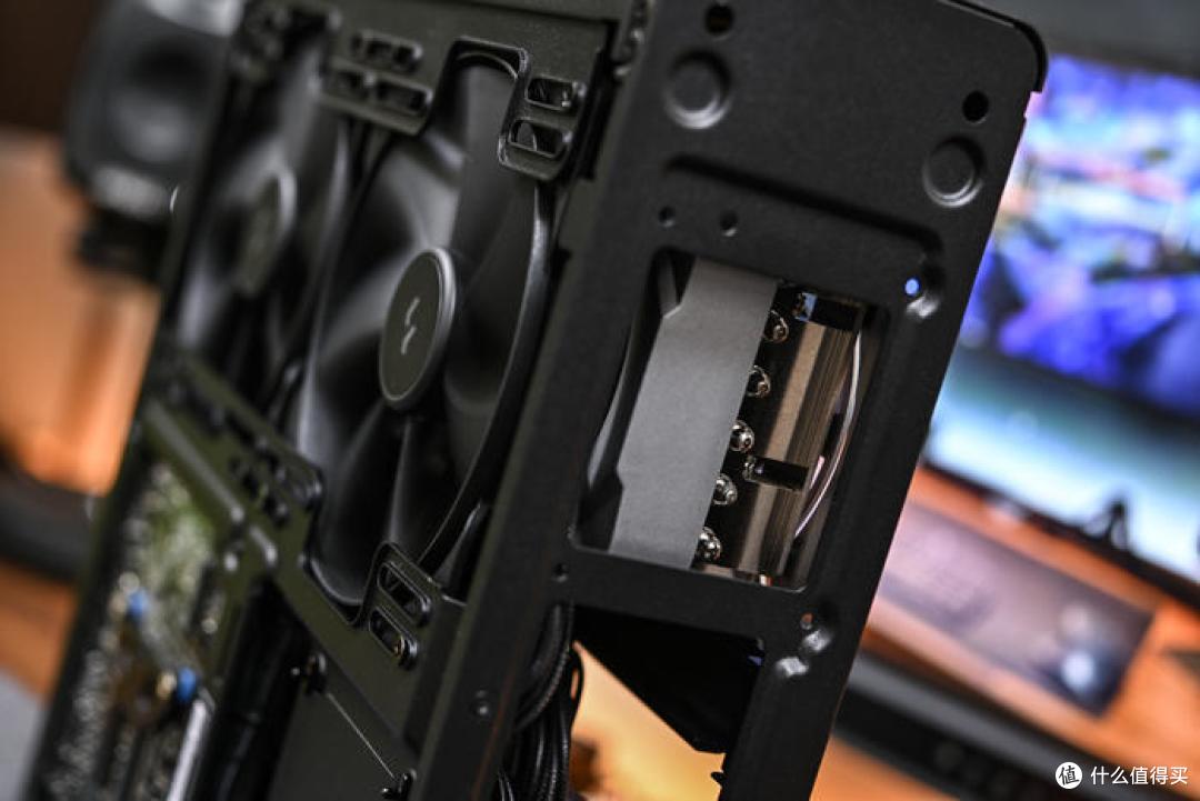 装一台立卧两用HTPC——ROG B660I+分形工艺 Ridge机箱装机展示