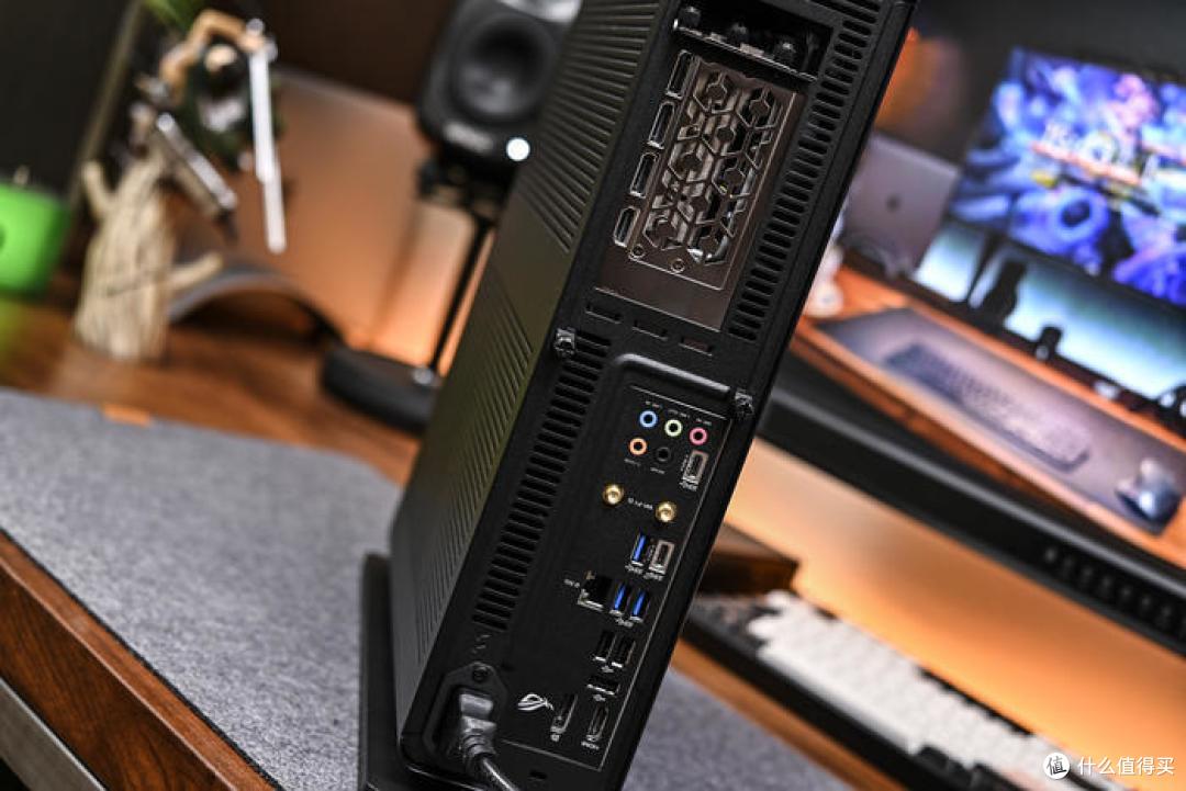 装一台立卧两用HTPC——ROG B660I+分形工艺 Ridge机箱装机展示