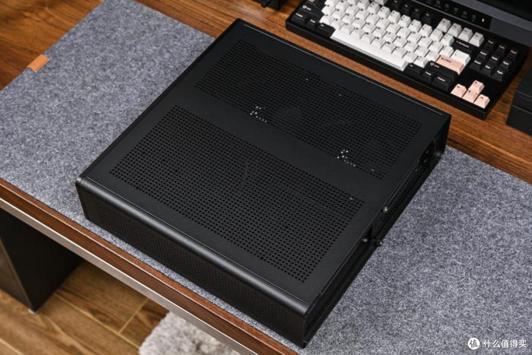 装一台立卧两用HTPC——ROG B660I+分形工艺 Ridge机箱装机展示