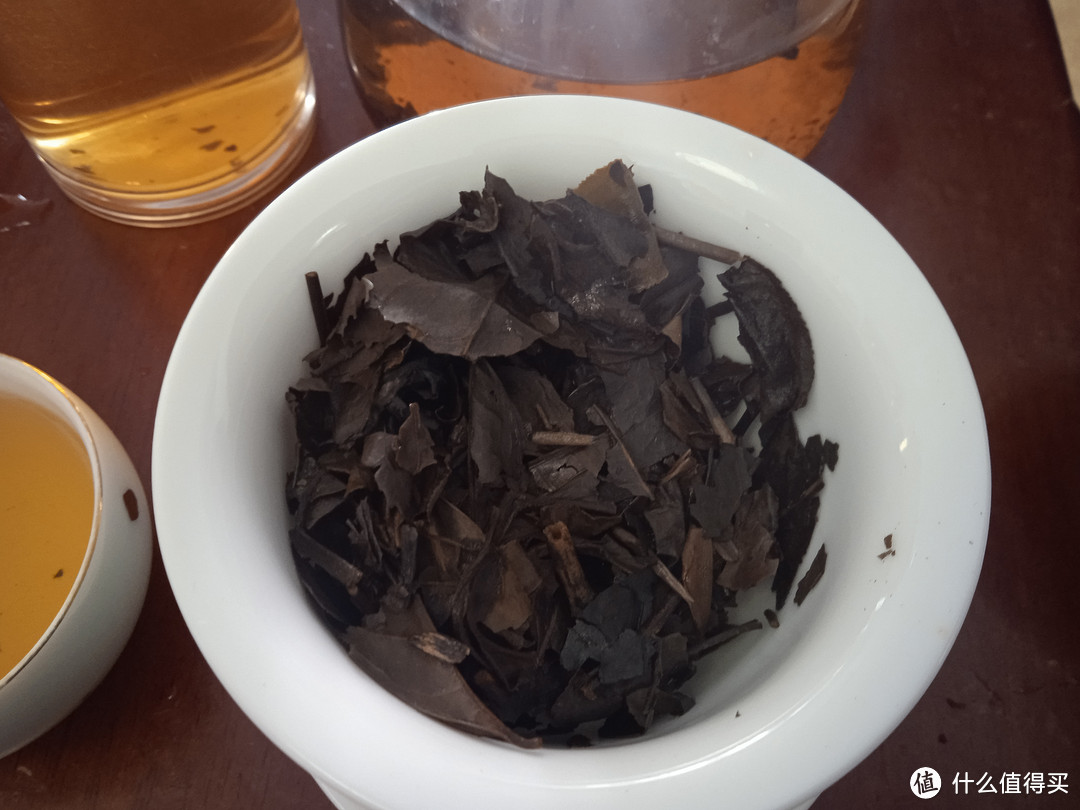 一壶能喝一个小时的茶。