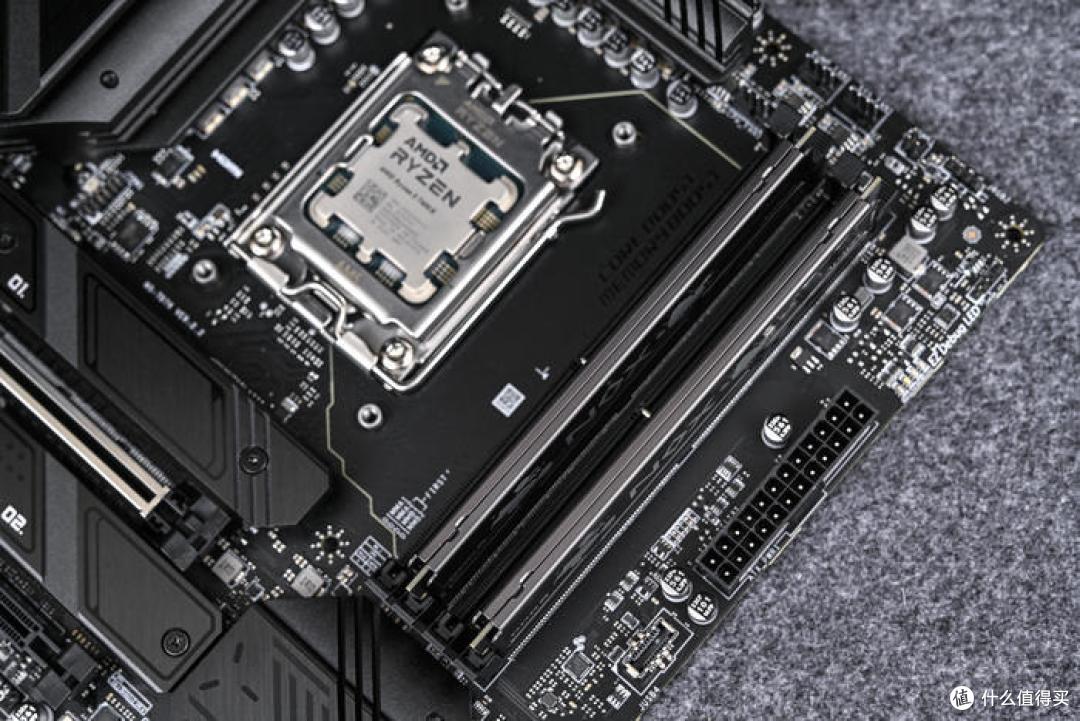 无光风冷好搭档——宇瞻 NOX DDR5 电竞内存开箱及双平台测试
