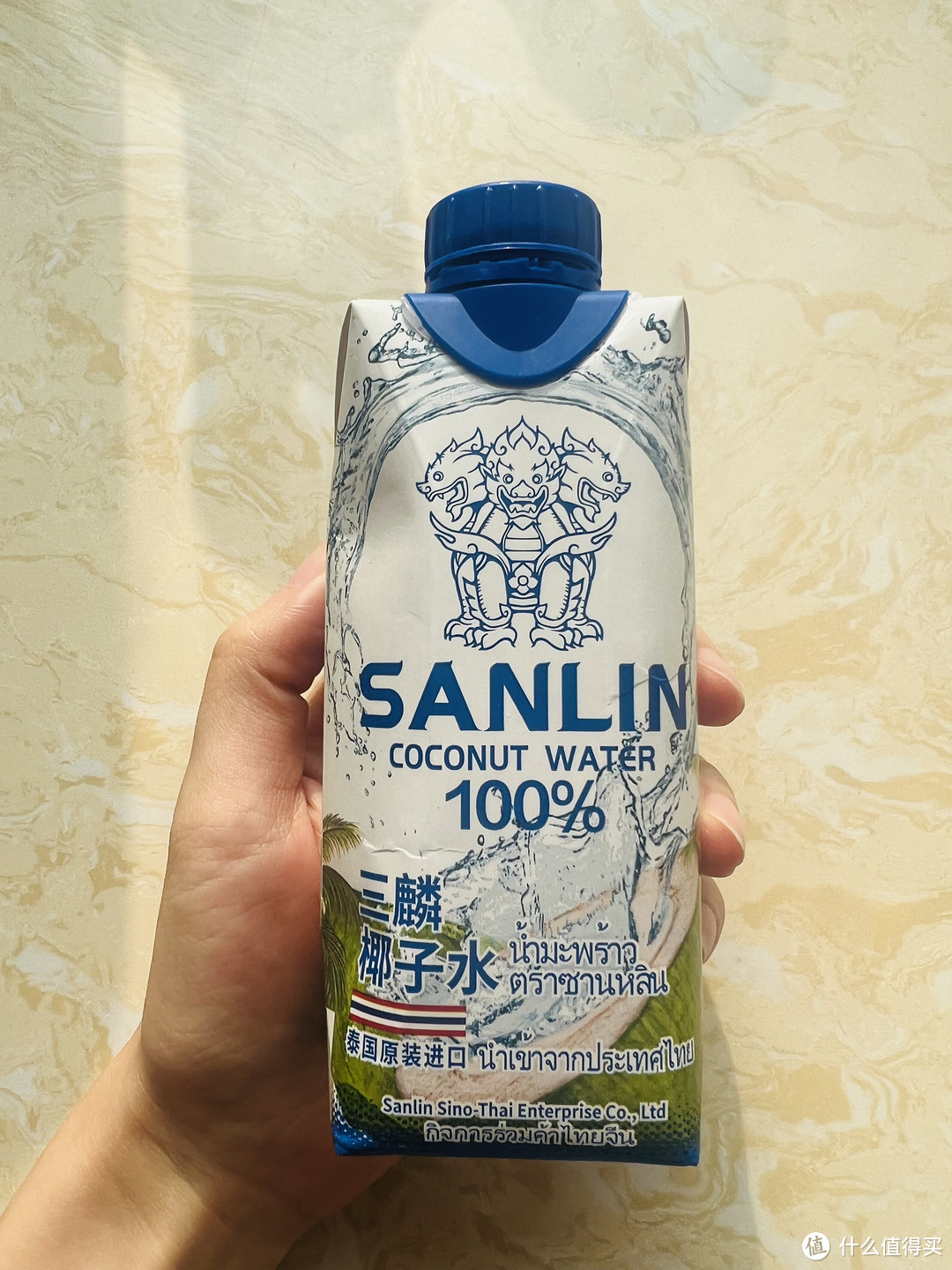 三麟100%天然椰子水—泰国南部香水椰，新鲜采摘就地罐装，留住椰青的味道，好喝！