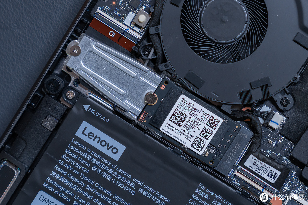 AMD 锐龙 7 6800HS 赋能的联想小新 Pro 14，竟然能够撼动游戏本性能？