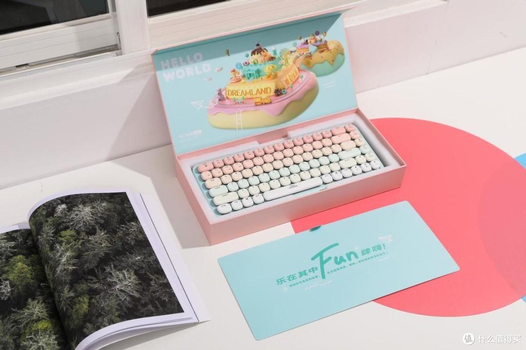 数码厂商卷进键盘领域?绿联fun+键盘上手:玩茶艺的妹妹必备