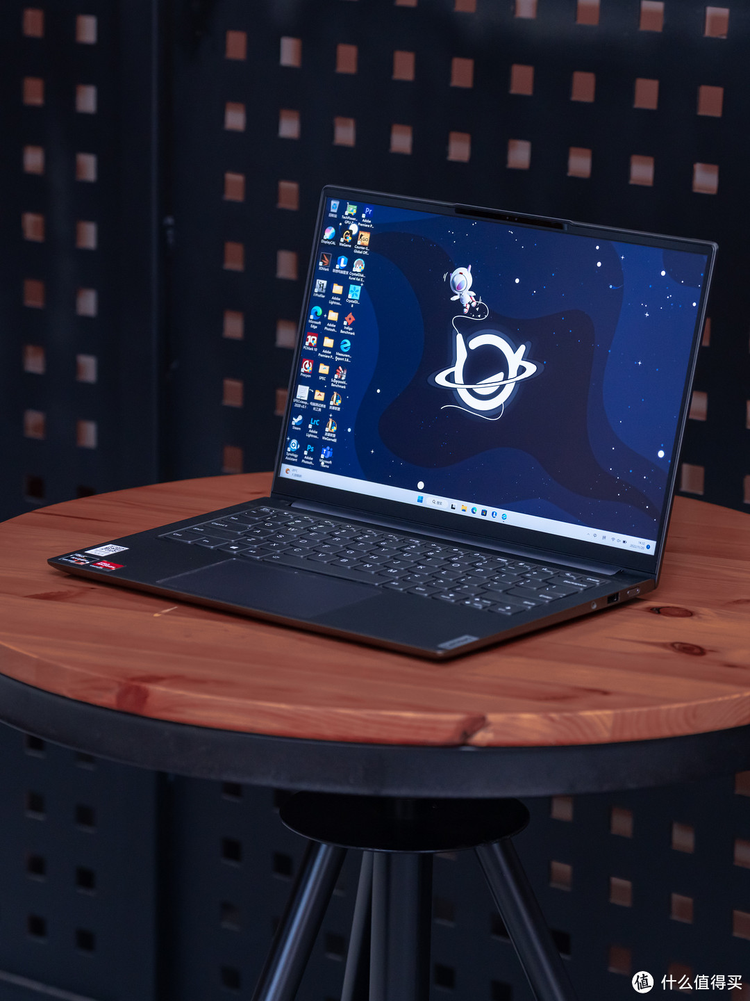 AMD 锐龙 7 6800HS 赋能的联想小新 Pro 14,竟然能够撼动游戏本性能?