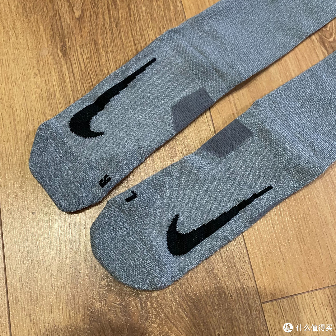 消耗品需常换新，39元两双Nike跑步袜