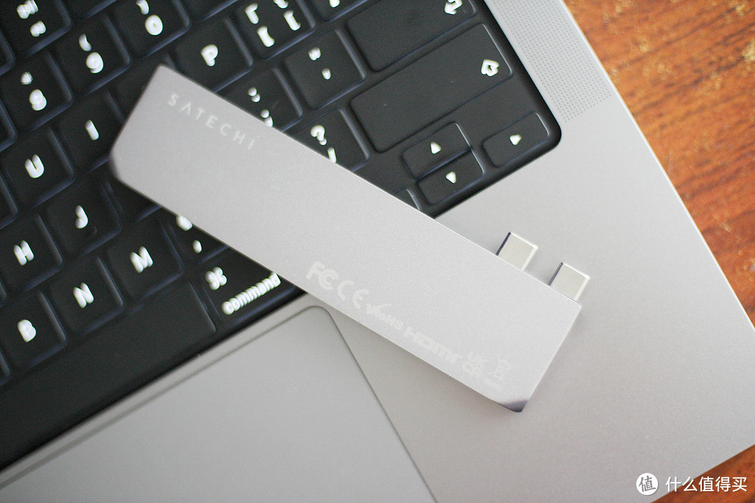 超值入手MacBook Pro 14,开箱体验、好用配件推荐!
