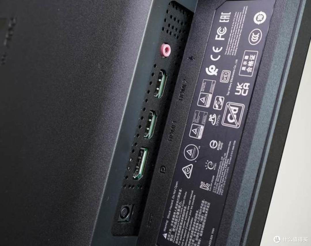 爱攻PD32M搭配RTX 4080上手体验：高端显卡就要配这样的显示器