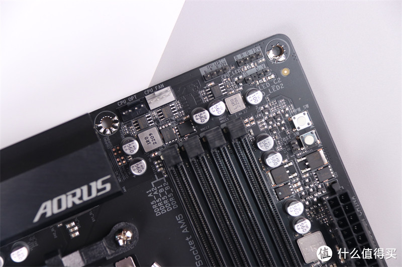 双十一装机作业!AMD 7700X+小雕X670+RTX3070,打造游戏办公全能主机,GO ELITE够给力