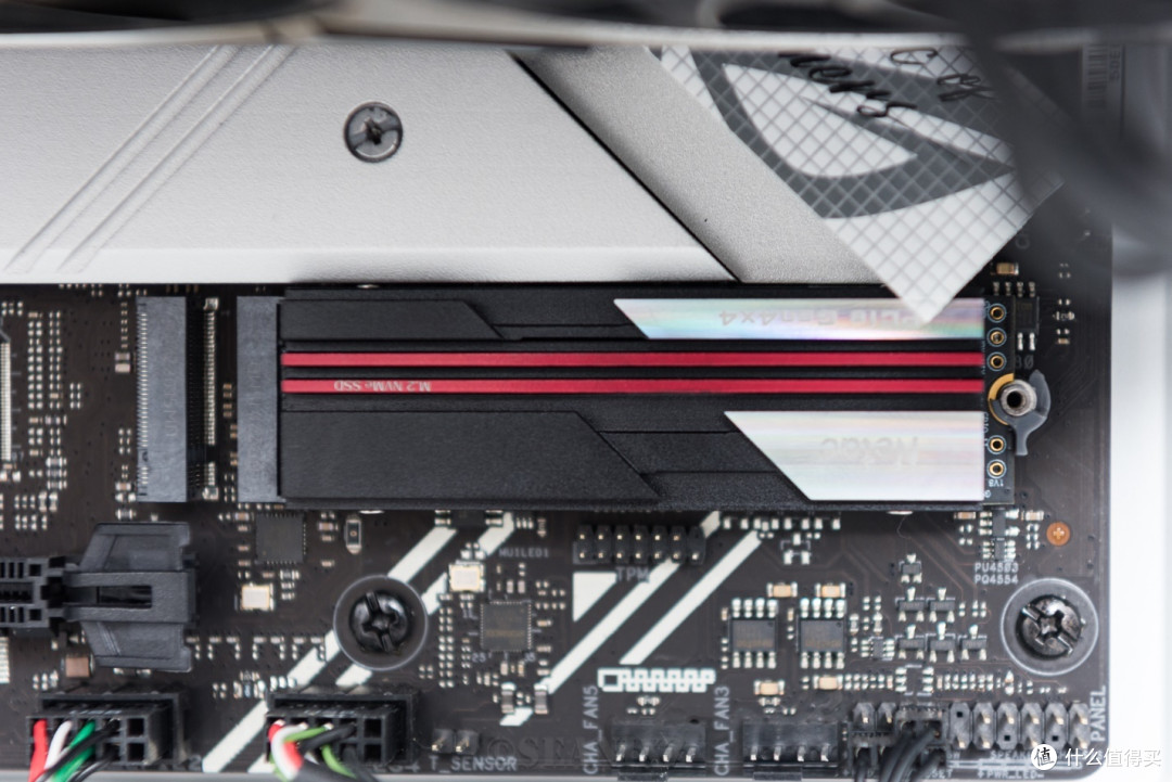 朗科NV7000 2T M.2 SSD评测:2TB每千元的大容量国产M.2 SSD时代来了