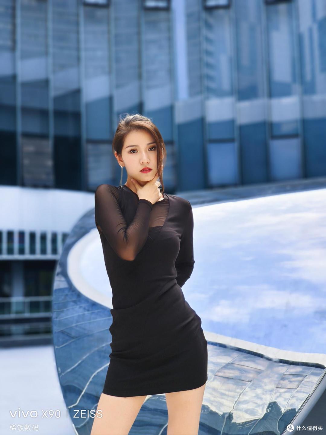 vivo X90开箱体验:性能、系统、影音效果全面升级,手机界的甜品