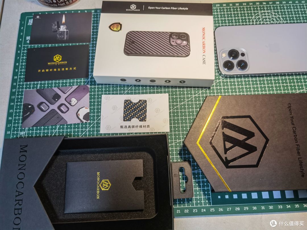 补全EDC黑化的最后一个短板——碳纤维手机壳