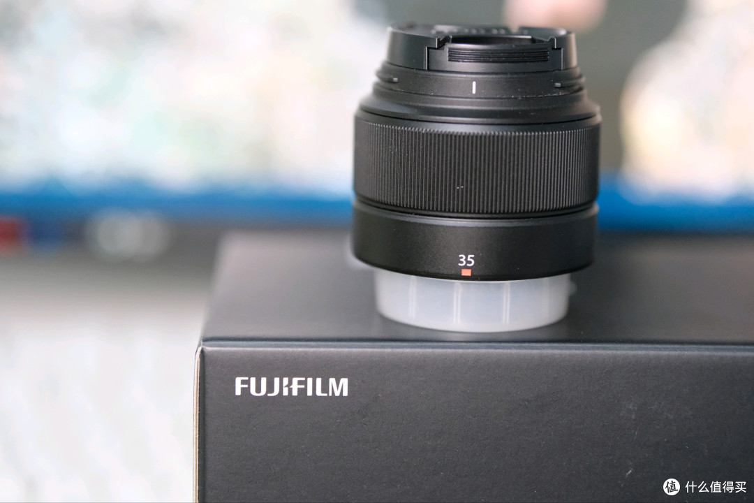 去购买￥1390富士(fujifilm)xc35mmf2轻便定焦镜头安静快速对焦扫街