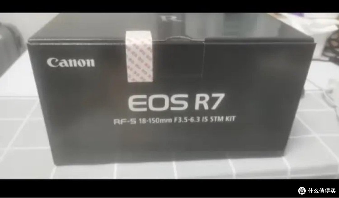 佳能(Canon)EOS R7 高速度・高分辨率微单数码相机 高倍率变焦镜头套装(约3250万像素/约30张每秒连拍)