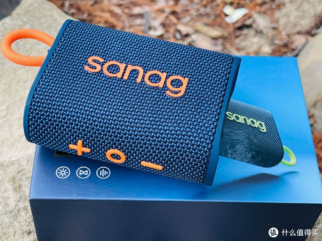 躁动“户外露营”的音乐氛围,sanag塞那便携式蓝牙音箱你值得拥有