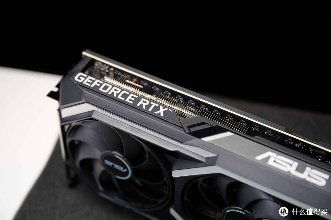 比甜品高亿点 | 华硕 RTX3060Ti 巨齿鲨 游戏&生产力测试