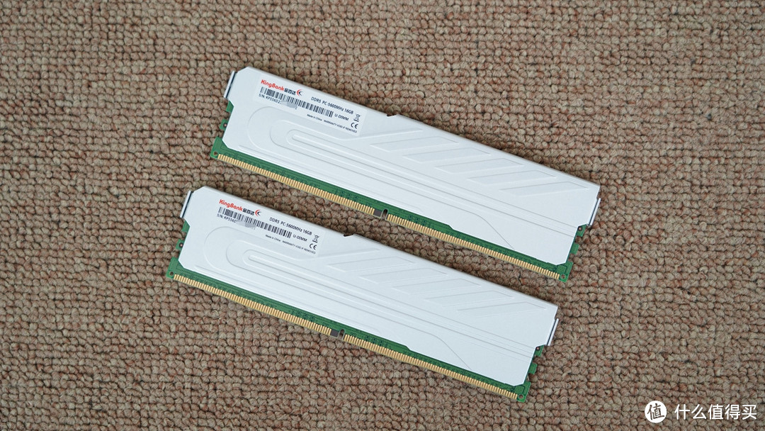 不当大冤种,手指一动立省千元,金百达 银爵 DDR5 5600 16G×2内存评测及超频分享