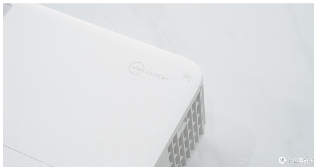 120 Hz、超低延迟,BenQ TH685i 短焦高亮游戏投影仪评测:享受超滑顺的视觉体验吧!