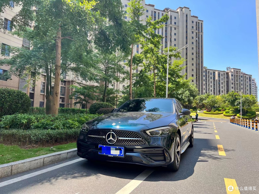 阳光下的松石绿很好看