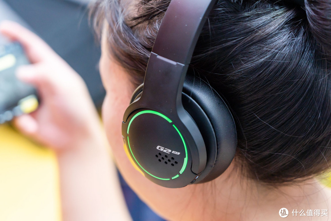 漫步者G2BT头戴蓝牙耳机评测：能打游戏还能听歌的全能平价选手