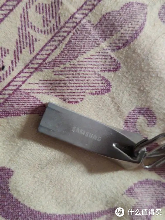 三星（SAMSUNG）128GB USB3.1 防水高速读写U盘金属外壳 BAR升级版+ 读速400MB/s 移动优盘（Gen 1）香槟