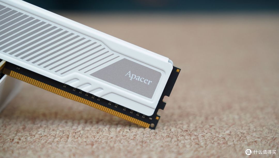 高颜值高性价比DDR4,宇瞻 NOX DDR4 3600 16G×2内存体验分享