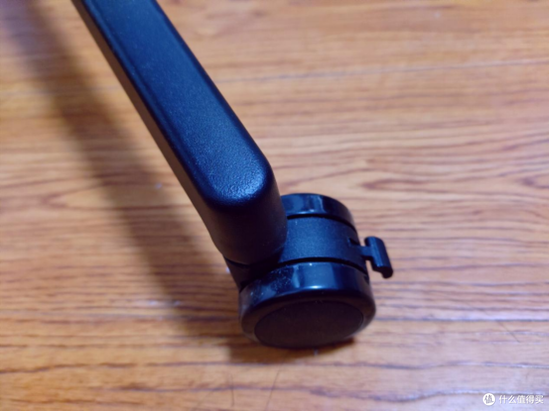 实木家具测评| 升降桌是智商税吗?升降桌怎么选?居家办公神器