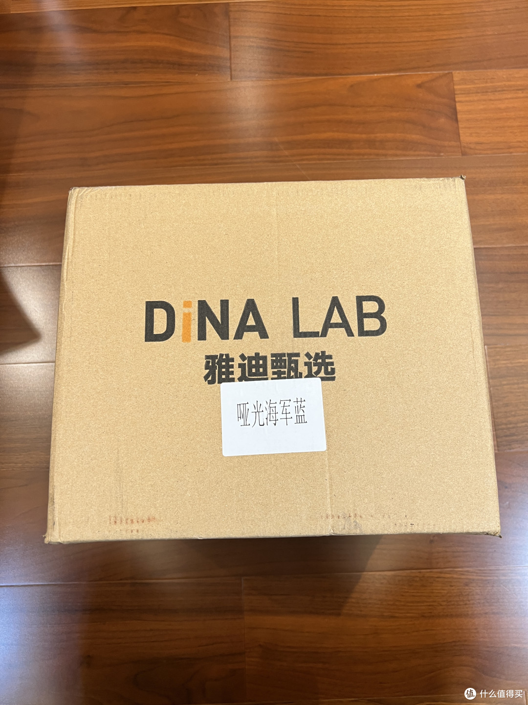佩戴头盔，安全出行——雅迪（yadea）甄选3C电动车冬季头盔