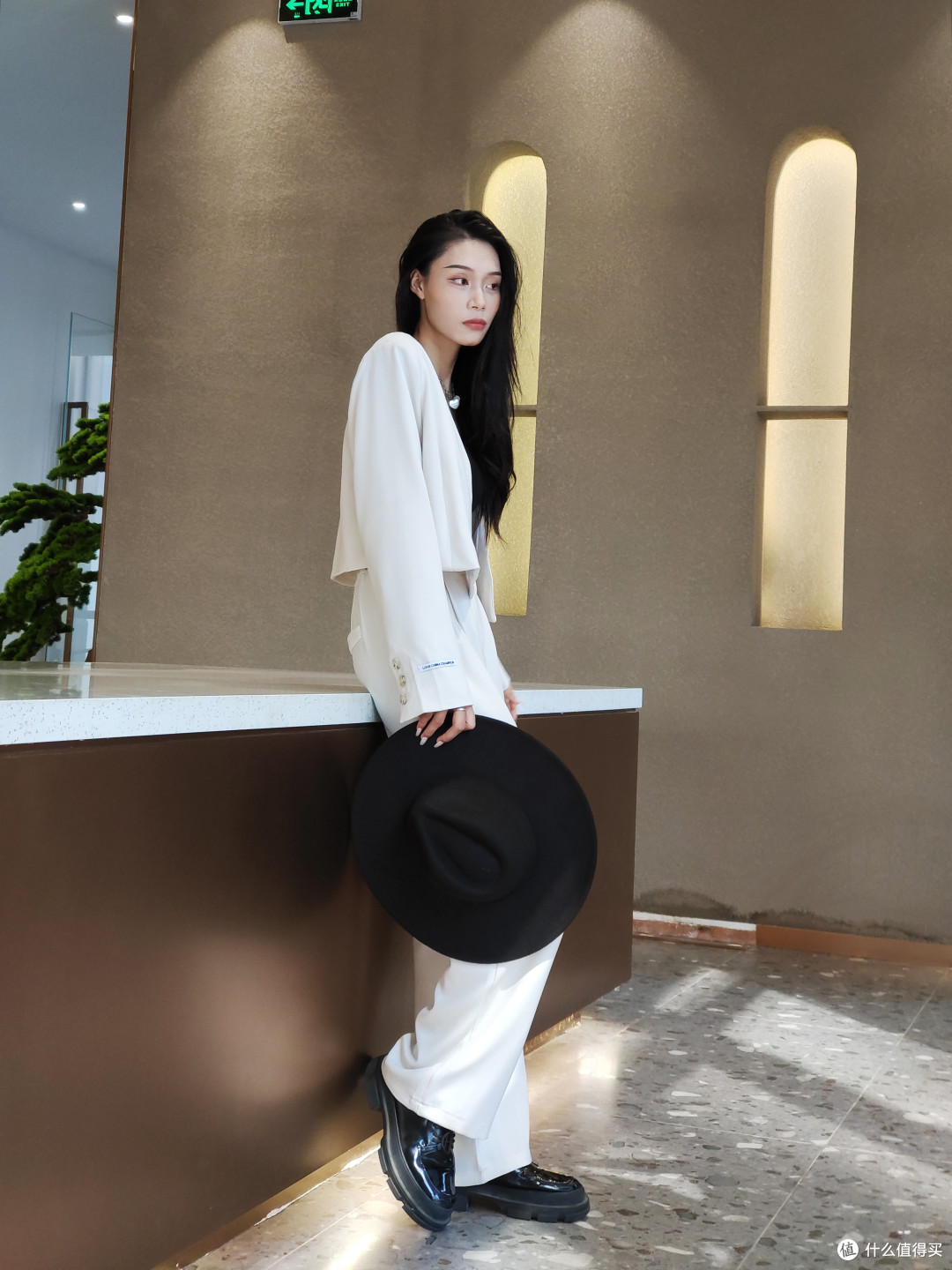 美女镇楼