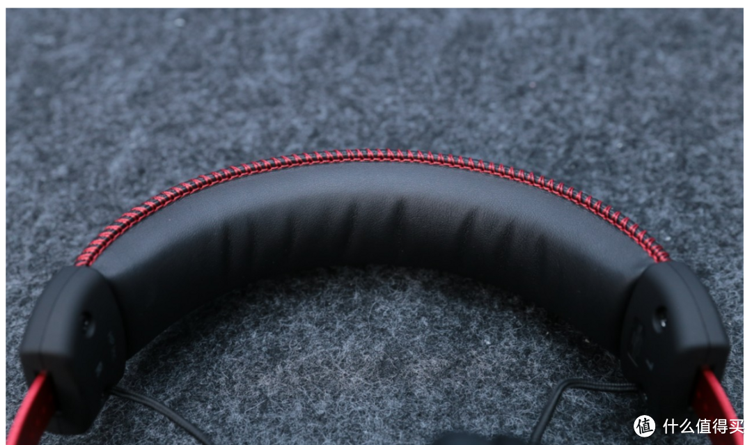 HyperX Cloud Alpha Wireless 开箱体验：主打轻量和更长效的电力表现