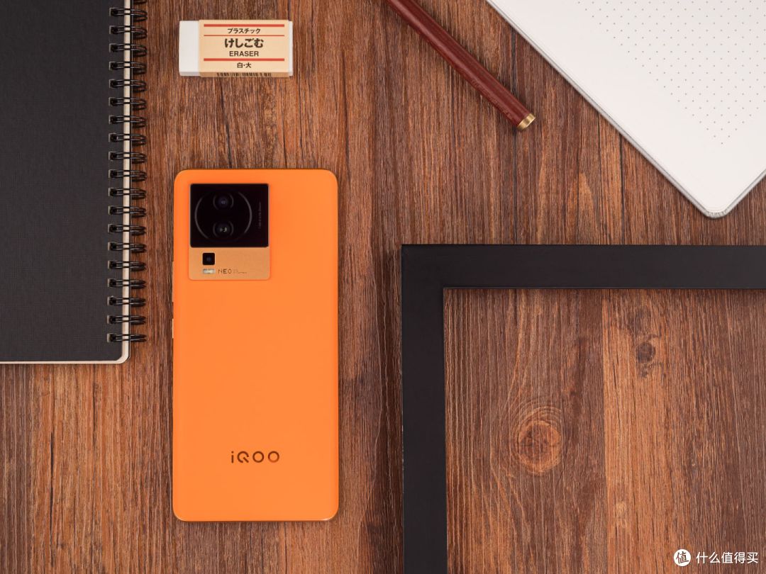 快速迭代的性能王者 iQOO Neo7的不同之处有哪些