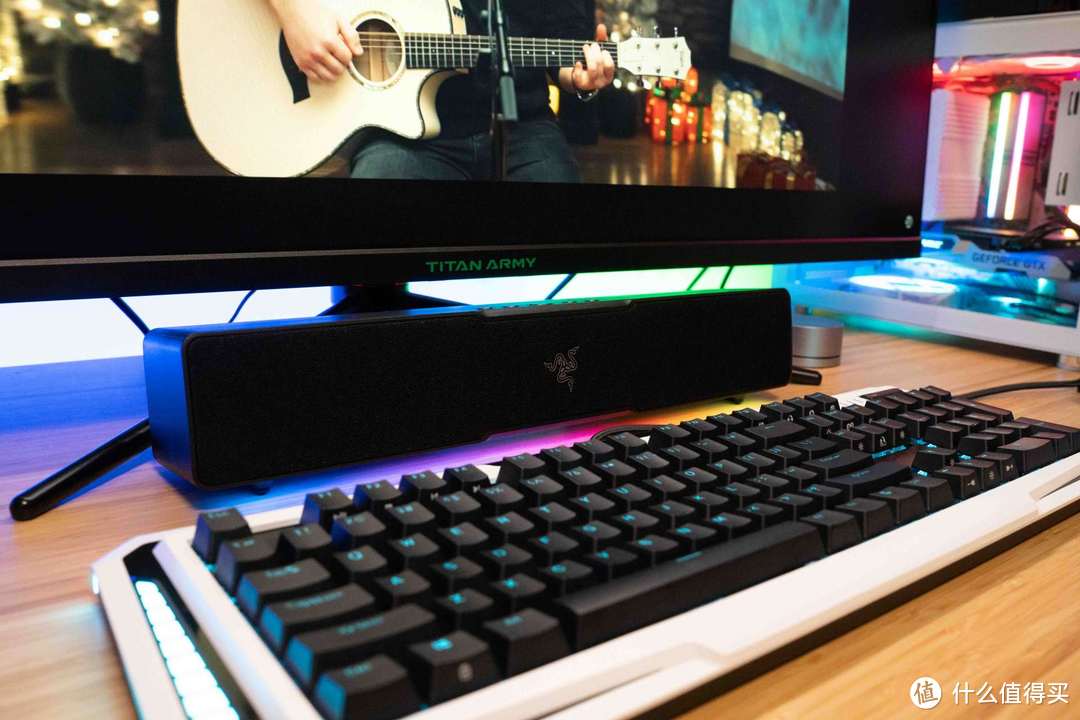 新一届桌面长条音箱销量王有何过人之处?雷蛇利维坦巨兽V2x开箱分享