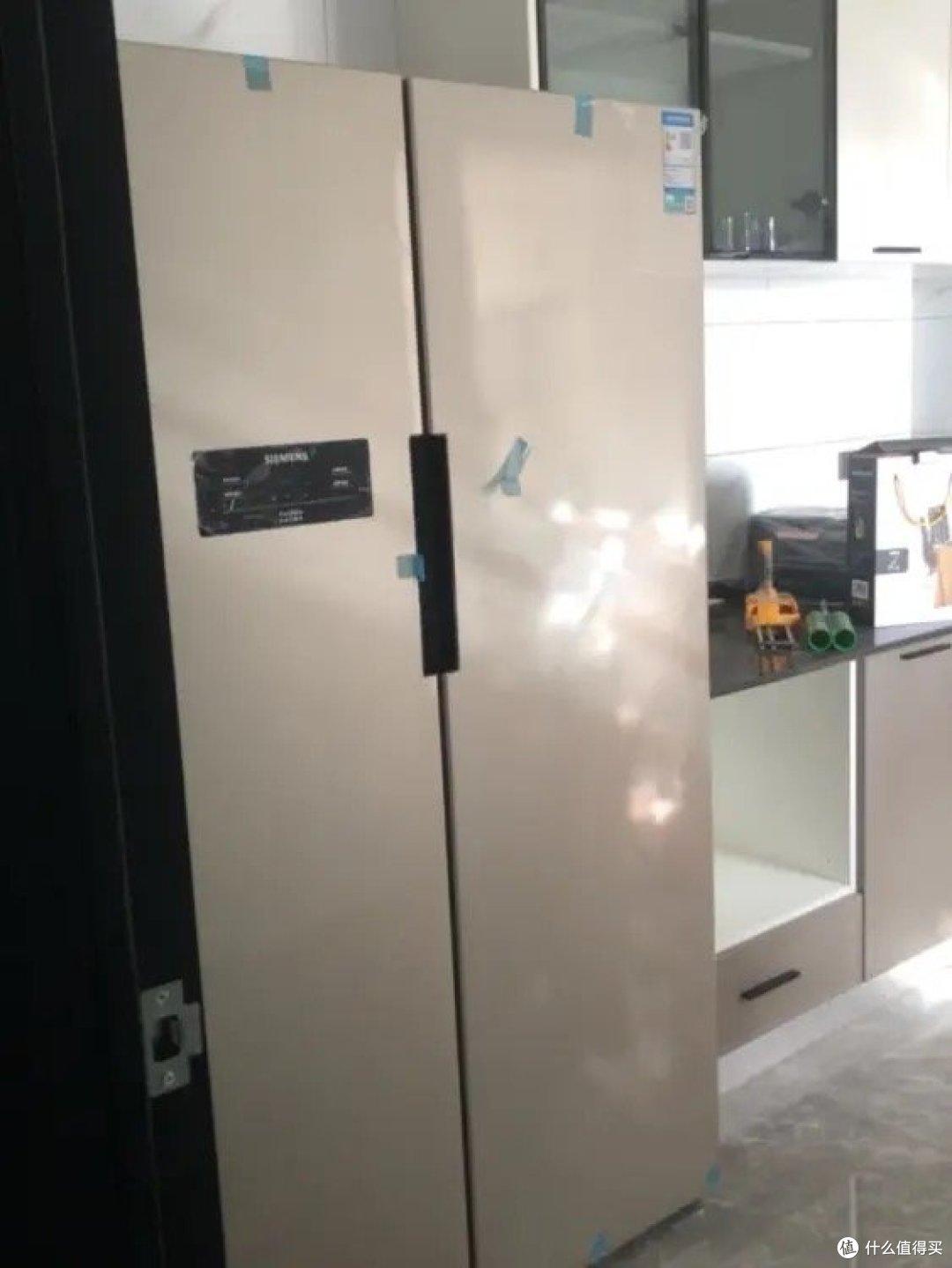 西门子(SIEMENS) 610升变频风冷无霜对开门双开门家用冰箱 超大容量 银色 以旧换新 BCD-610W(KA92NV60T西