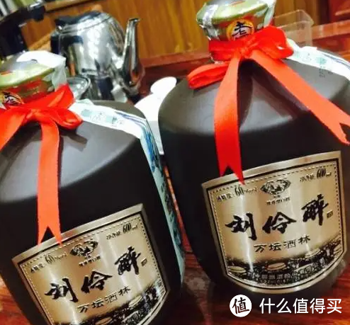 适合给长辈送的5款白酒,走亲访友也合适,好喝不贵