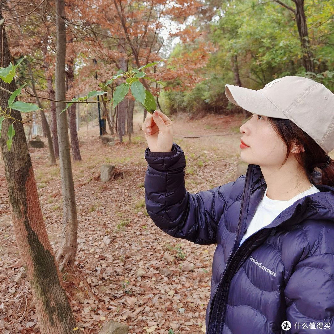 森系女孩这样穿 初冬户外羽绒服PeakPerformance壁克峰 看完绝对买不亏