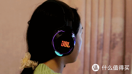 2000块买个耳机值不值？JBL头戴式电竞耳机体验，黑科技太多了