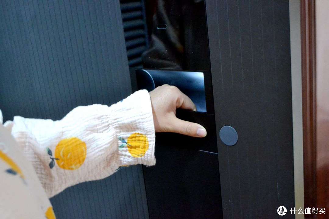 别再用智能锁了,换了智能门以后,体验比智能锁好太多,换了一个月云鹿智能门想和你聊聊感受