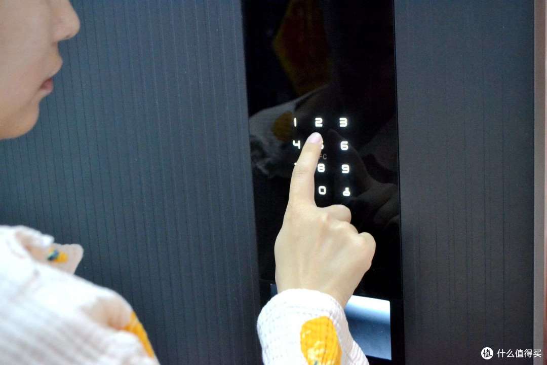 别再用智能锁了,换了智能门以后,体验比智能锁好太多,换了一个月云鹿智能门想和你聊聊感受