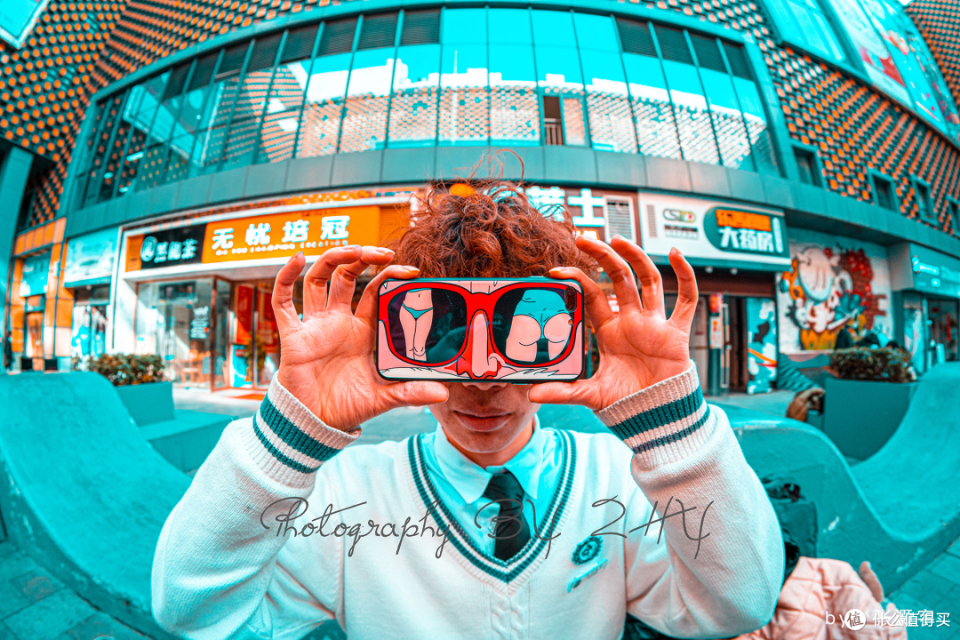 铭匠正式发布11mm F2.8 单反镜头