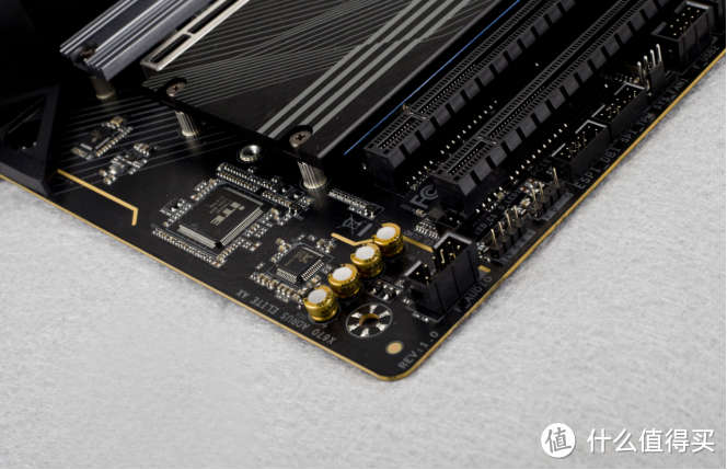 完美释放锐龙7000性能,技嘉小雕X670 AORUS ELITE AX主板实测
