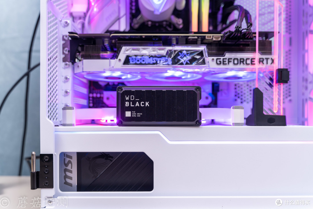 峰值2000MB/s,传输又快又稳定、WD_BLACK P40游戏移动固态硬盘 评测