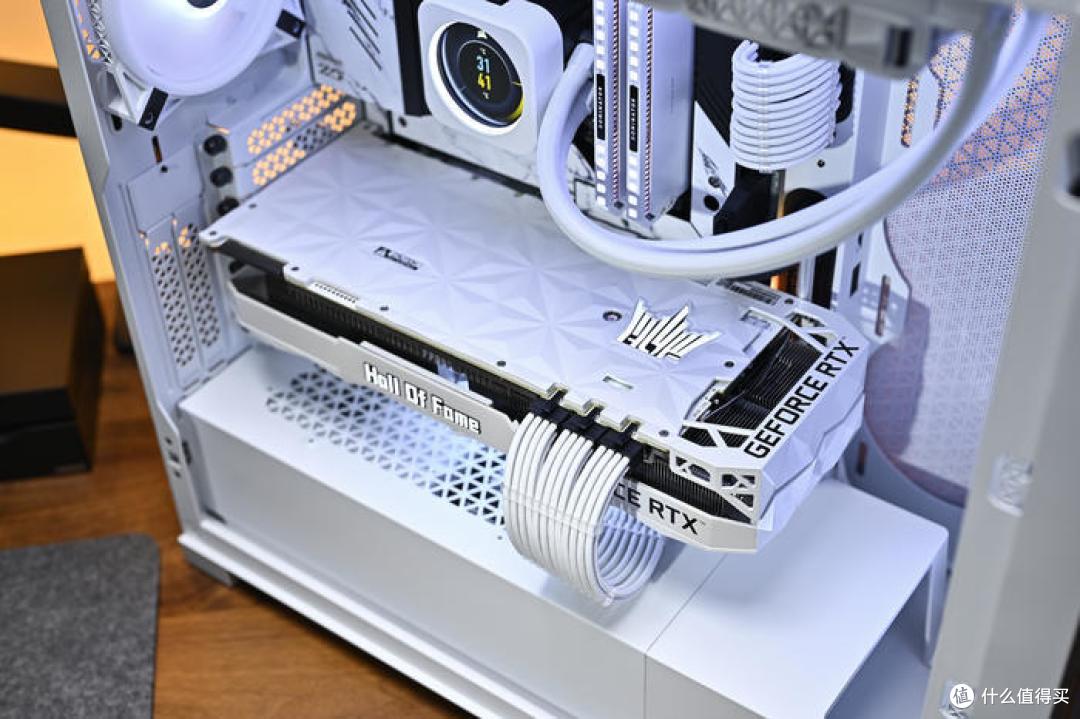 7950X+华擎X670E Taichi Carrara+海盗船白色全家桶装机展示