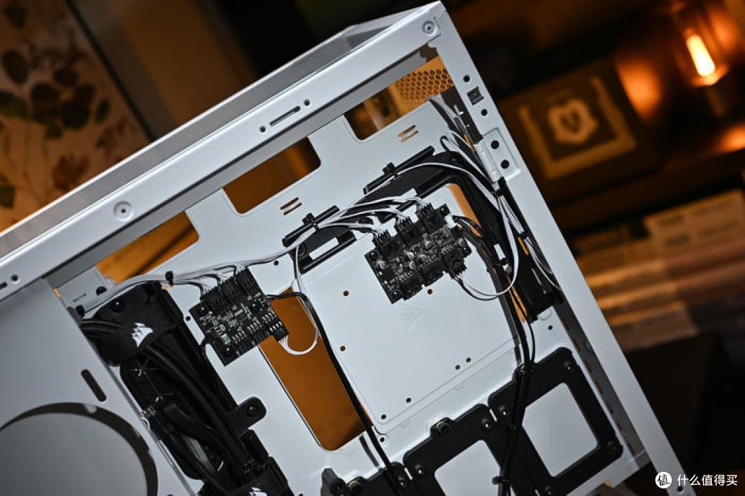 7950X+华擎X670E Taichi Carrara+海盗船白色全家桶装机展示
