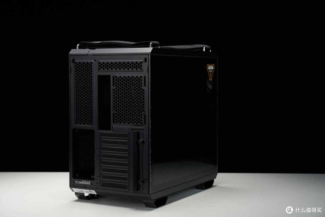 双仓玩光 | 华硕TUF GT502 “弹药库”机箱