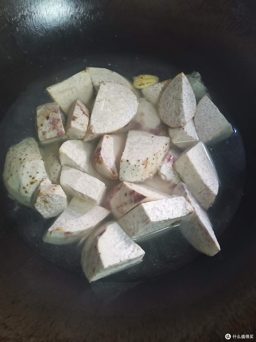 珠三角家常菜系列--芋头焖花肉