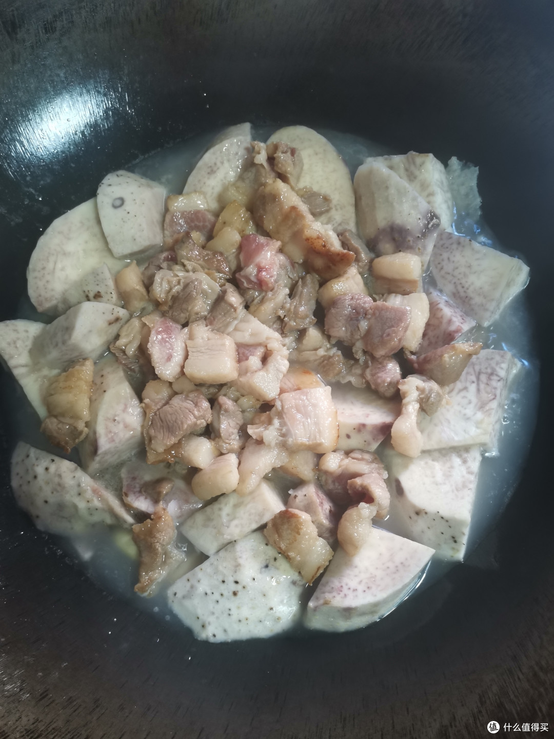 珠三角家常菜系列--芋头焖花肉