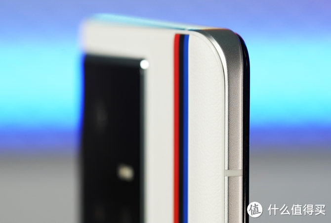 iQOO 11体验:手游用户狂喜!骁龙8 Gen 2+2K屏+120W充电