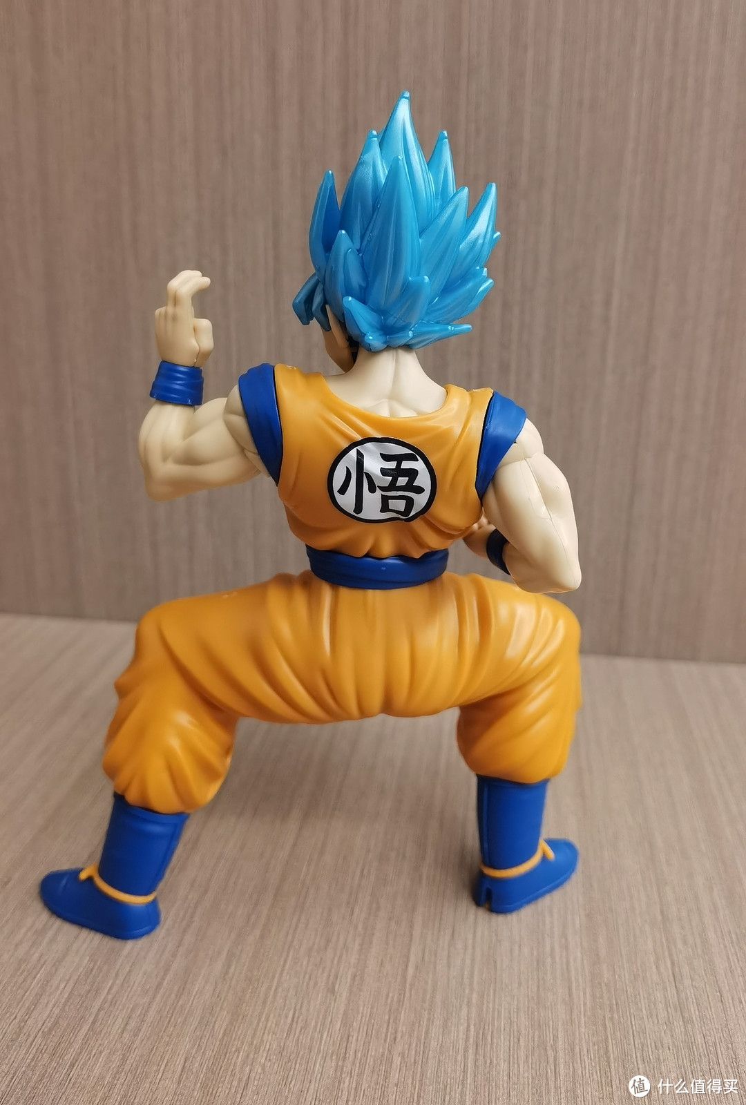 万代拼装模型-eg系列-超蓝孙悟空