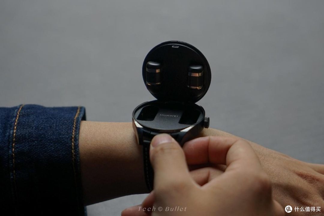 华为WATCH Buds的创新法：设计与体验双管齐下，实现1+1>2的体验