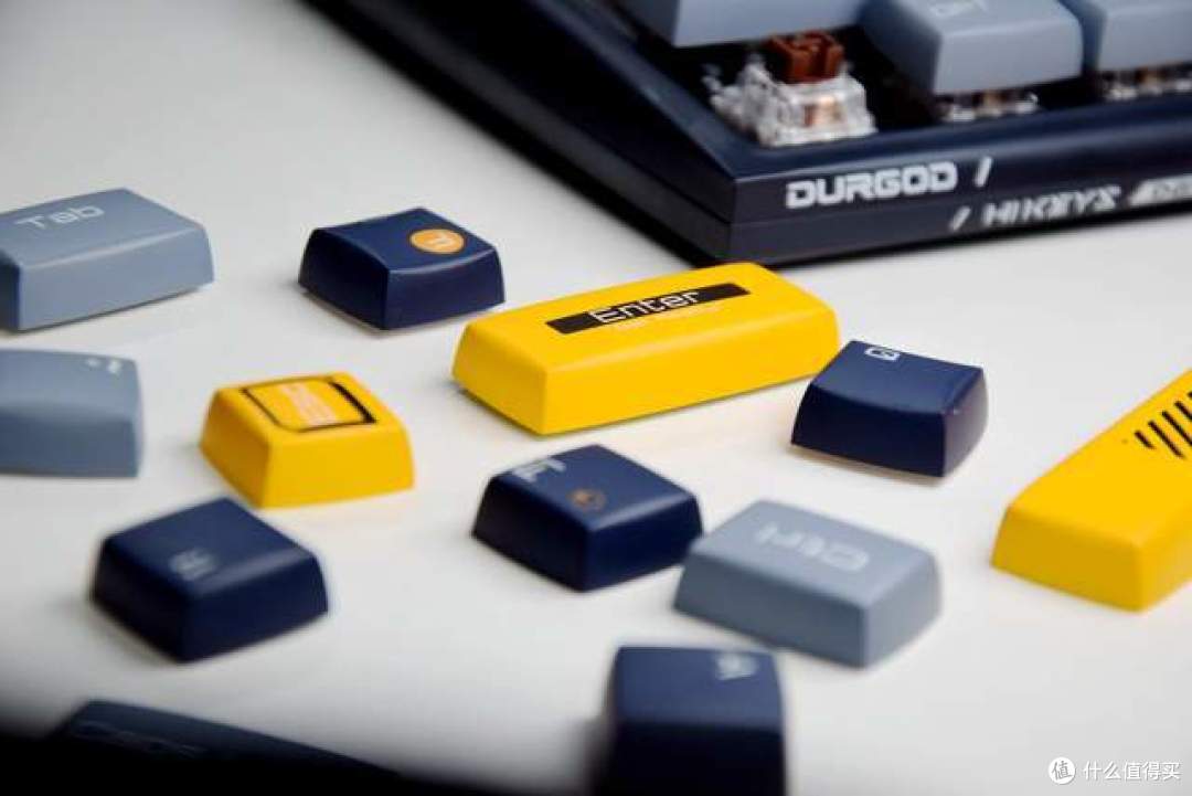 凯华Turbo轴体,双模无线背光,续航近一年,杜伽Hi Keys上手体验